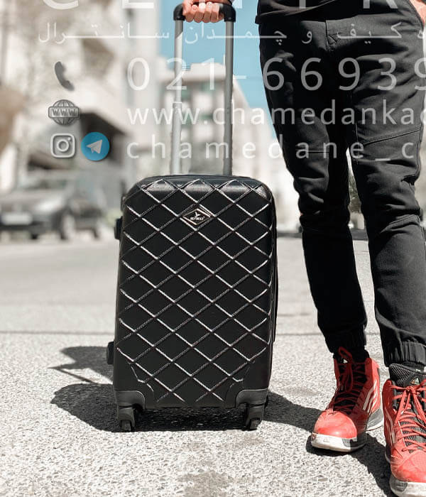 خرید چمدان اسکای برد لوزی پلی کربنات نشکن با مدل مشکی