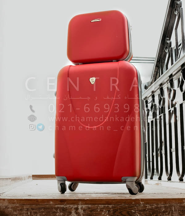 خرید چمدان اورال پرو با جنس پلی کربنات نشکن قرمز با کیف