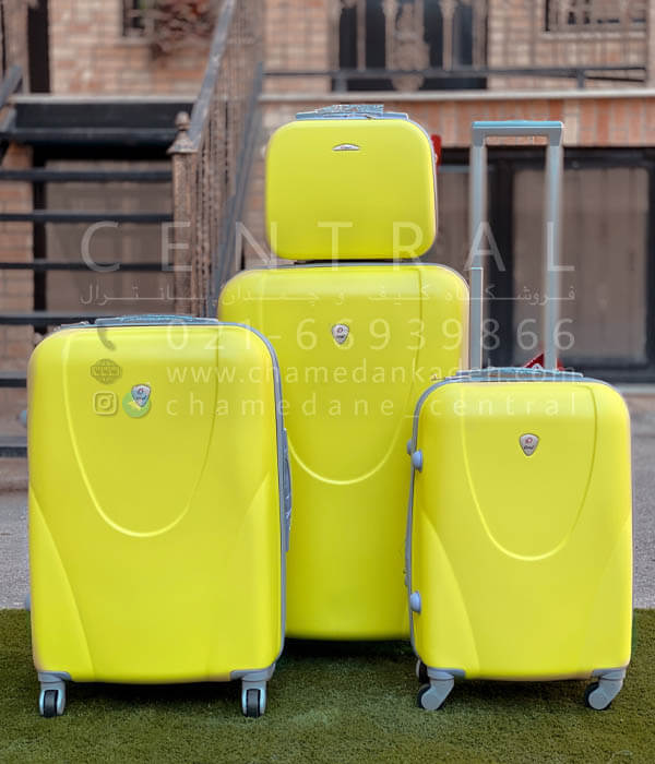خرید چمدان اورال پرو با جنس پلی کربنات نشکن زرد